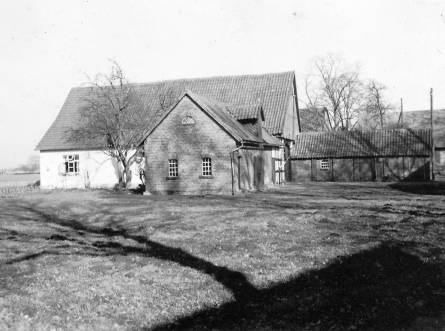 Neubau der Scheune um 1955 Neubau der Scheune um 1955
