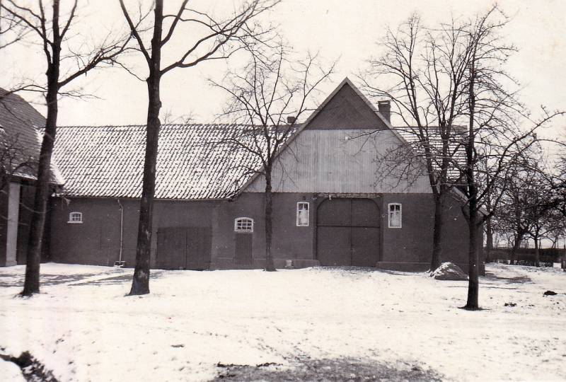 Hofstätte um 1950 im Winter